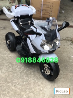 Xe máy điện cảnh sát