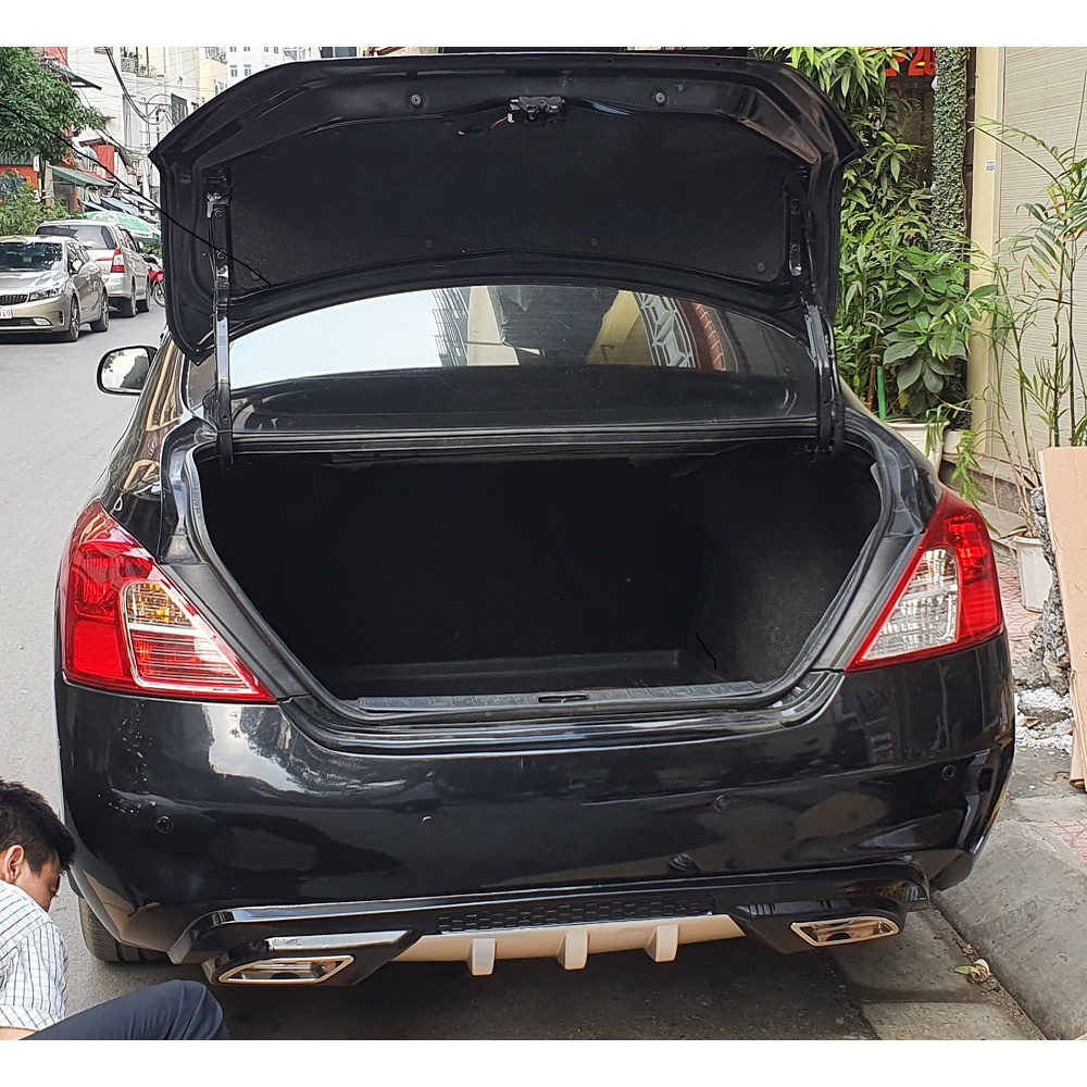Lippo, Lip Chia Pô,Ốp Cản Sau Cho xe Nissan Sunny Hàng Cao Cấp Loại 1