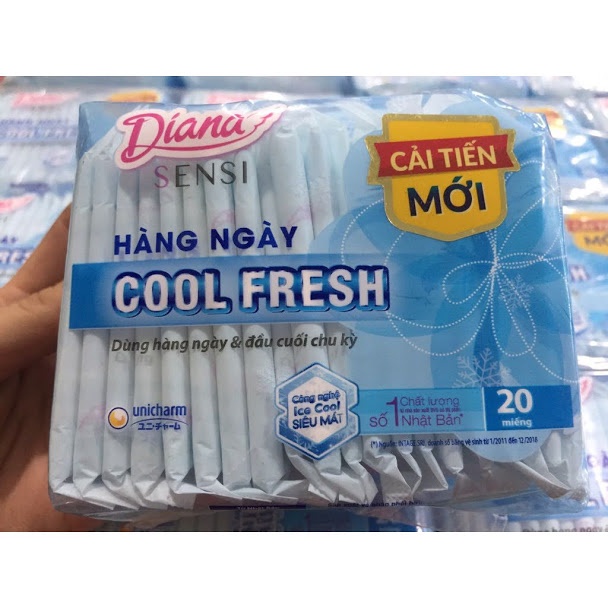 Băng vệ sinh Diana Sensi Cool Fresh - Xanh Dương - BVS Diana hàng ngày 20 Miếng