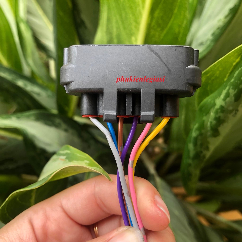 Jack Cắm Cảm Biến Vị Trí Họng Ga Mitsubishi Grandis hàng OEM