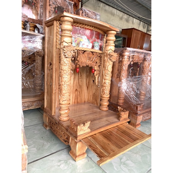Bàn thờ ông địa gỗ tự nhiên