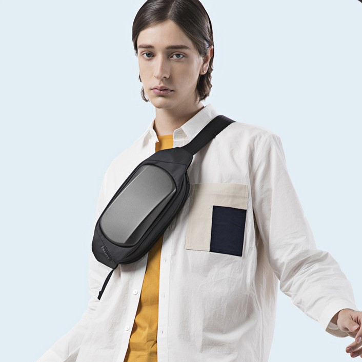 Túi đeo chéo du lịch gù cứng PVC 3D – BANGE FUTURE MINI