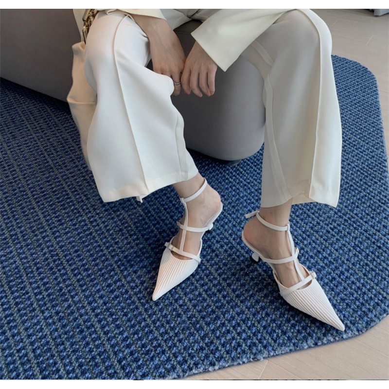 Sandals gót thấp ko