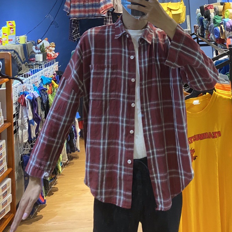 2HAND - ÁO SƠ MI FLANNEL SIZE M NỮ MÀU ĐỎ NÂU CỰC KỲ TRẮNG DA