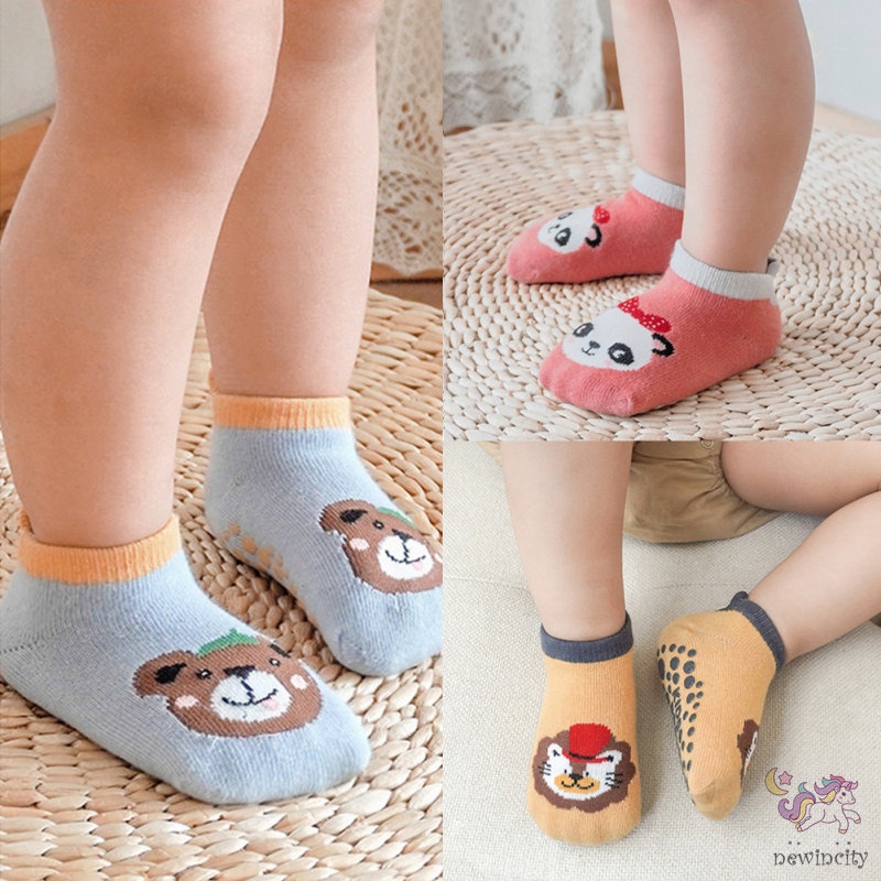 Vớ Chống Trượt Chống Rơi In Họa Tiết Hoạt Hình Phong Cách Hàn Quốc Cho Bé Trai Và Gái