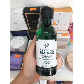 Sữa Rửa Mặt The Body Shop Tea Tree Skin Clearing Facial Wash