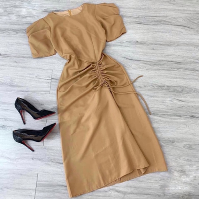 Đầm rút thân tay phồng cổ tròn | BigBuy360 - bigbuy360.vn