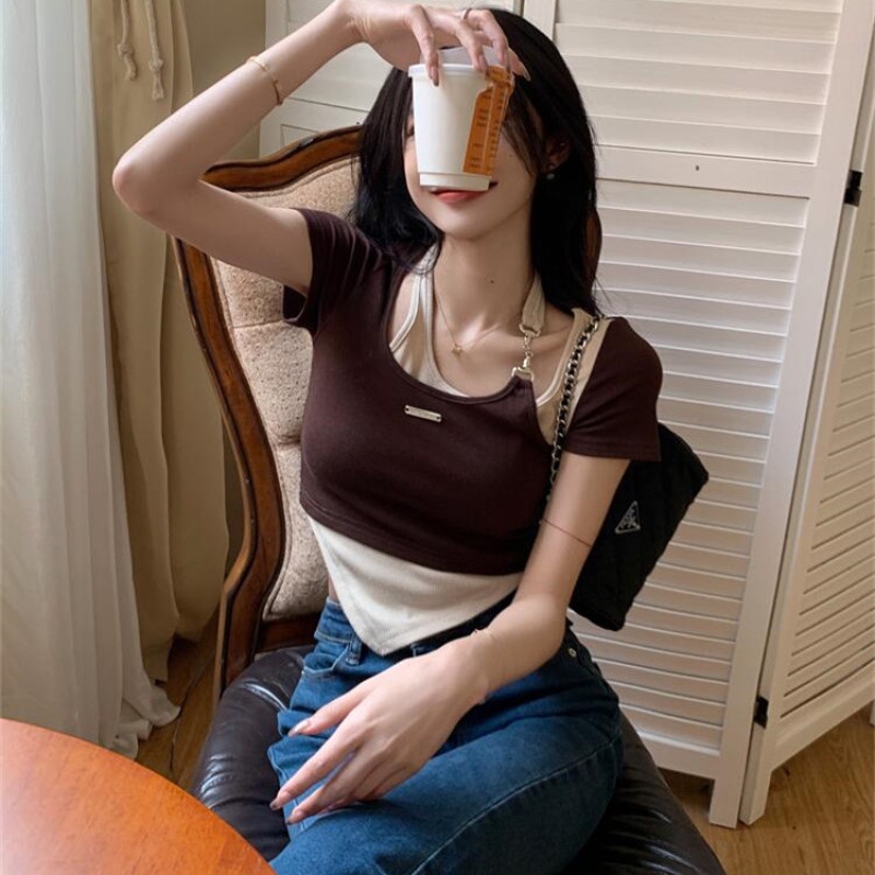 Áo Thun Tay Ngắn Dáng Ôm Màu Sắc Tương Phản Độc Đáo