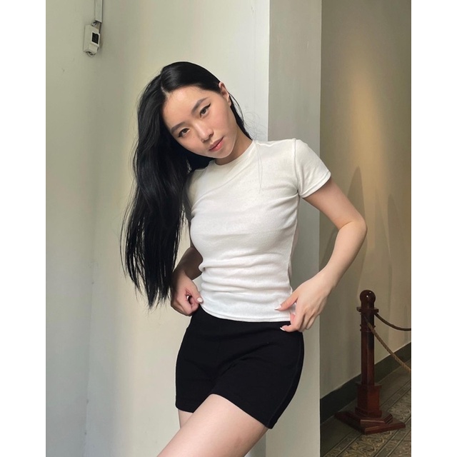 IWEAR • DAILY TEE - Áo thun form ôm