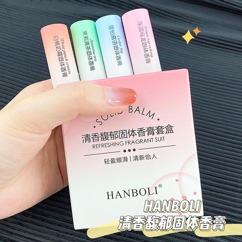 Son Dưỡng Môi Màu Trơn Khử Mùi Lâu Trôi Cho Nam Và Nữ