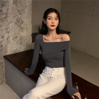 Áo Thun Nữ Tay Dài Cổ Tròn
