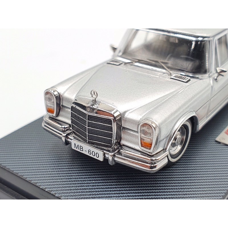 Xe Mô Hình Mercedes-Benz Pullman W100 Tỉ lệ 1:64 Hãng sản xuất YuanLi ( Bạc )