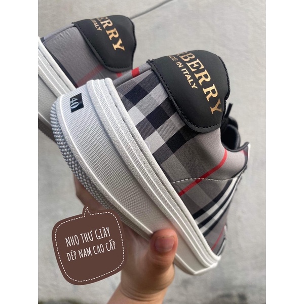 Giày lười slipon buberry nam . Giày thể thao buberry buộc dây kẻ đen kèm hộp