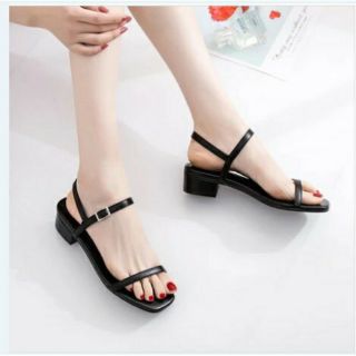 Sandal nữ quai mảnh