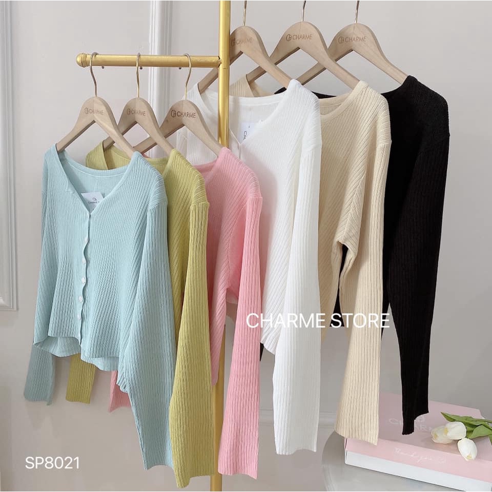 Áo khoác len nữ dáng cardigan ngắn thiết kế Charme 8021 | BigBuy360 - bigbuy360.vn