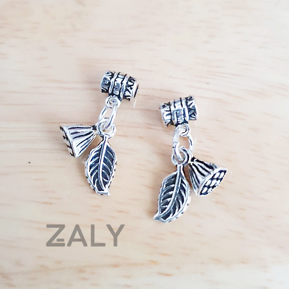 Charm bạc treo đài sen và chiếc lá CT52 charm đài sen - Bạc 925