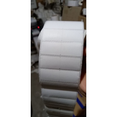 Giấy in nhiệt . In tem Mã Vạch 35x22x30m cuộn 2hàng /3hàng tem