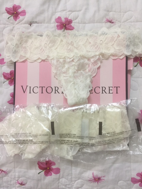 QUẦN LÓT REN HOA VICTORIA’S SECRET FLORAL LACIE PANTIES SIZE S