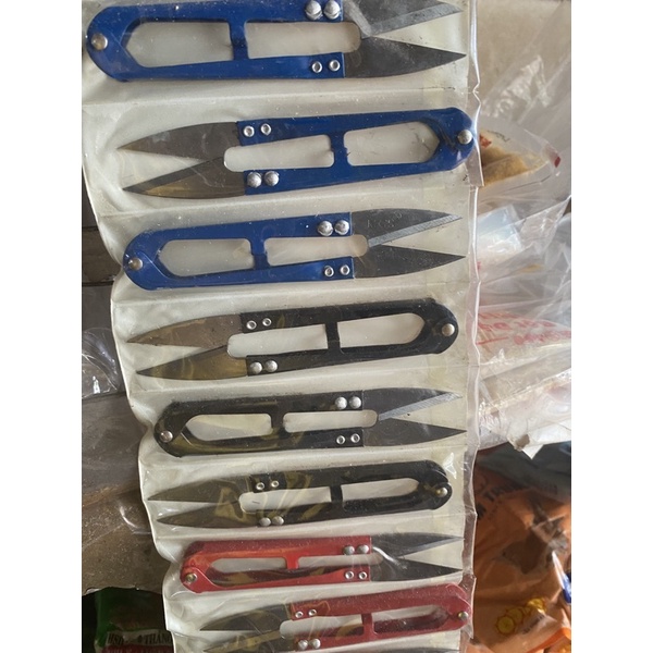 Kéo bấm cắt dế, cào cào,...