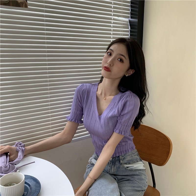 AimeiBeauty Cutout V-neck short-sleeved knitted slim croptop T-shirt