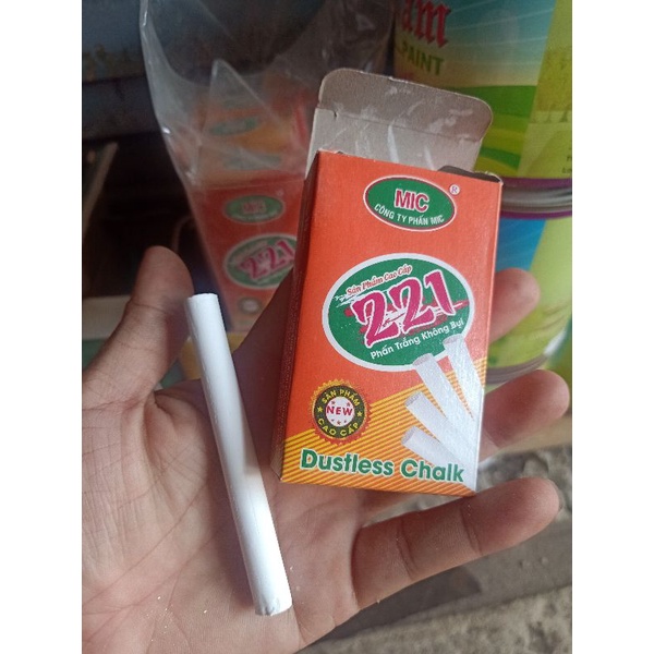 Hộp 10 cây  phấn trắng không bụi Mic 221 loại tốt dai, khó gãy, chữ mịn