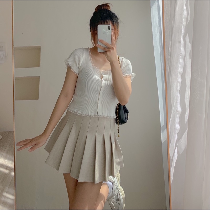 Áo croptop phối ren