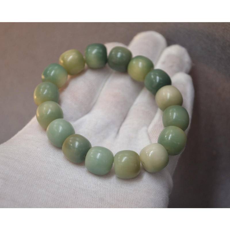 Vòng Tay Da Bồ Đề Màu Xanh Lá 12 / 13 / 14mm Cho Nam