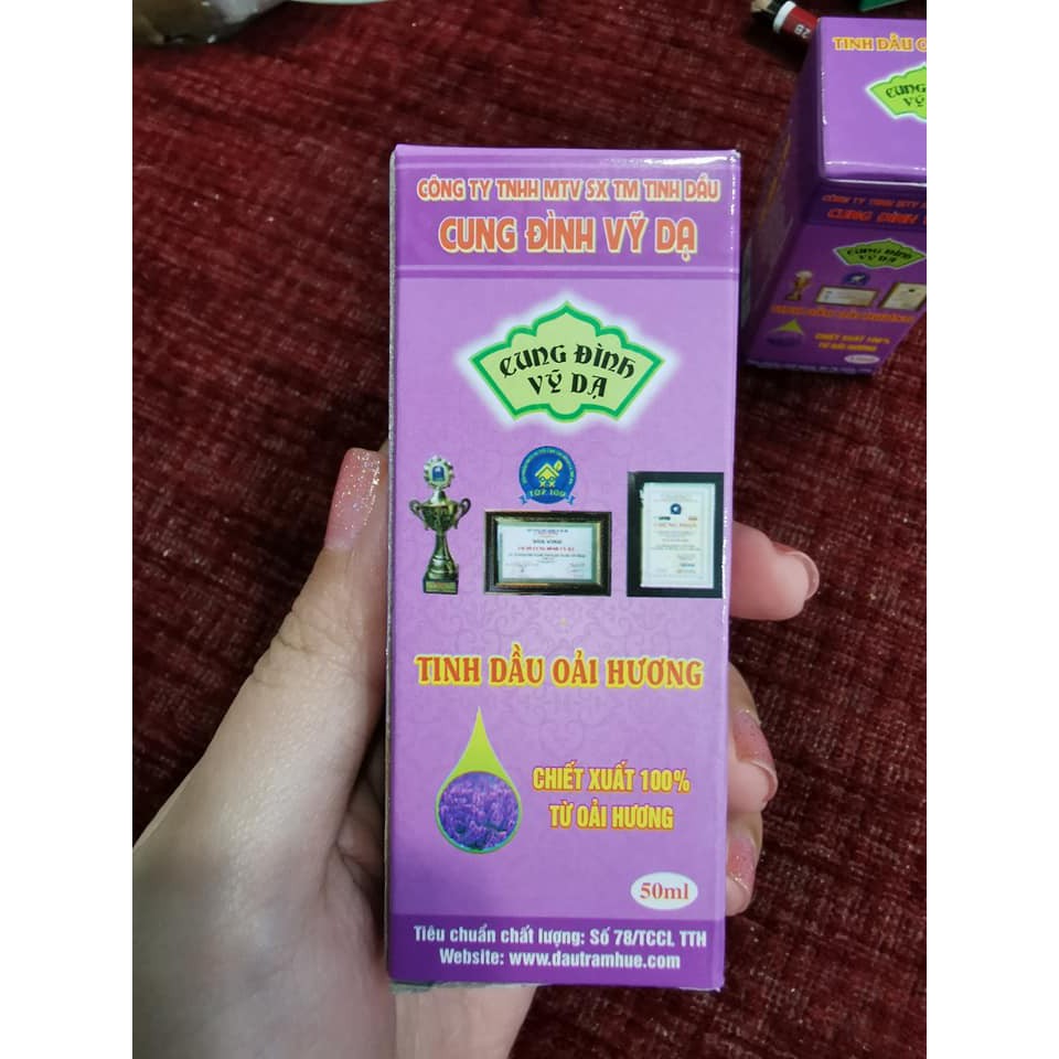 Tinh dầu Oải Hương Hiệu Cung Đình Vỹ Dạ chai 50ml