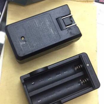 Bộ Sạc Pin 18650 Pin 3V7, 4V2 - Sạc Đôi