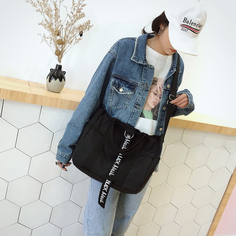 Túi Đeo Vai Khổ Lớn Thời Trang Sành Điệu Cho Nữ