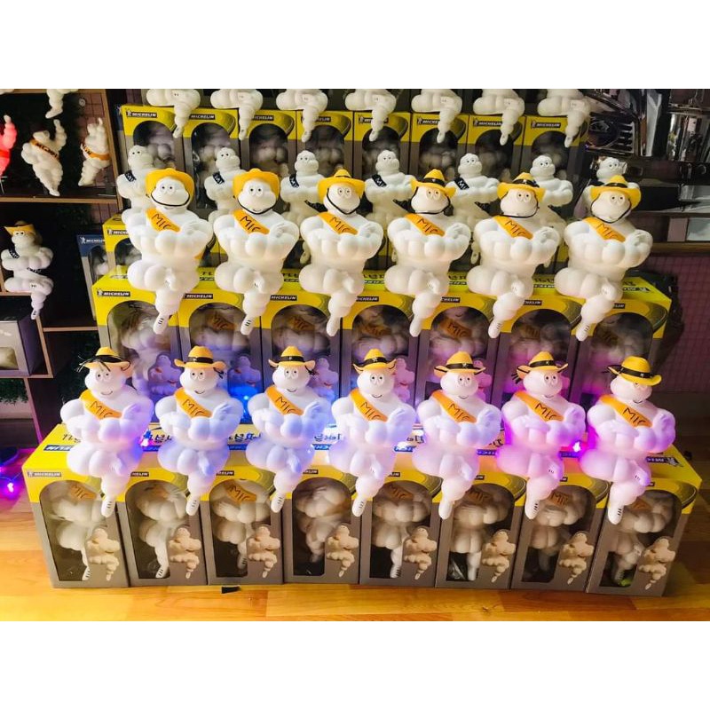 Tượng MICHELIN trang trí xe con, xe tải.