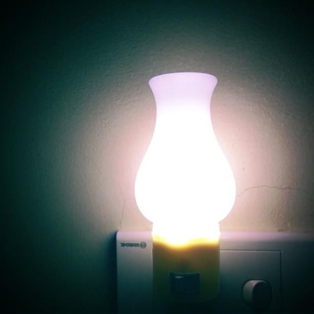 Đèn Ngủ Led  Hình Đèn Dầu Dễ Thương