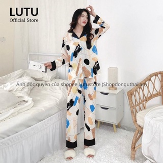 Bộ ngủ lụa hình hạc tay dài cổ phối
