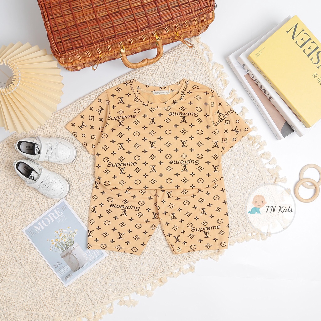 [Bé 20-32kg] Bộ ngắn tay thun lạnh chữ LV Minky Mom sang chảnh cho bé trai bé gái từ 20-32kg
