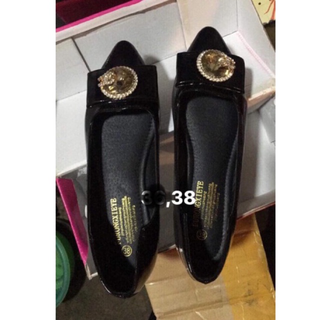 [FOLLOW SHOP SĂN GIÀY 9k NGÀY 01/01/2018] SALE 89k BỆT LẺ SIZE (nhiều mẫu)