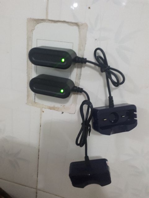Sạc ốp 4,2v-2a cho đèn 103