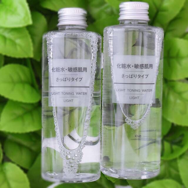 Nước Cân Bằng Da Muji Light Toning Water