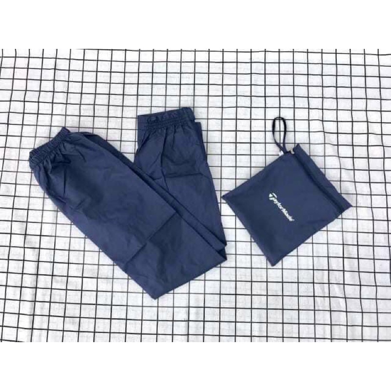 Bộ Quần Áo Mưa Golf Taylormade -Siệu Nhẹ Chống Nước Cực Tốt