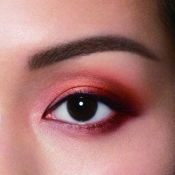 Phấn mắt lâu phai Revlon Colorstay Day to Night EyeShadow Quad 24h