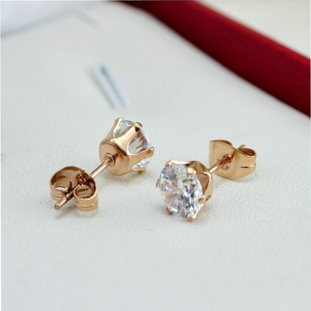 1 Khuyên Tai Thép Titan Đính Đá Zircon Thời Trang