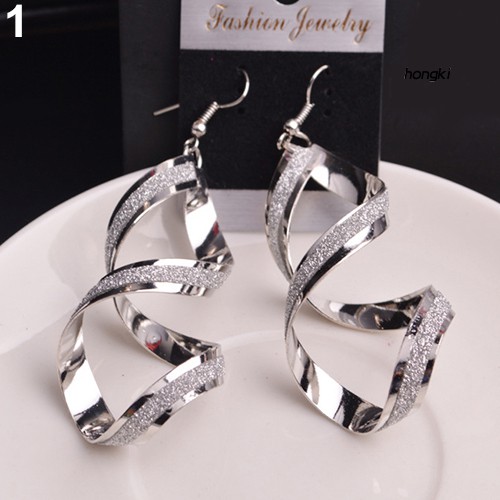 Hoa tai xoắn ốc sành điệu dành cho nữ