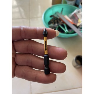 Mũi vít dewalt chính hãng ph1 dài 60mm có từ
