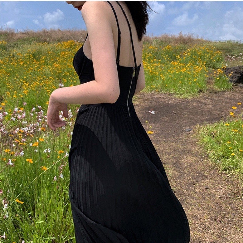 JULIA DRESS SIÊU PHẦM ĐẦM HAI DÂY ĐEN CUP NGỰC