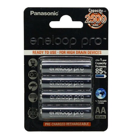 Bộ 4 pin sạc AA Panasonic Eneloop PRO 2500mah JAPAN (Đen)