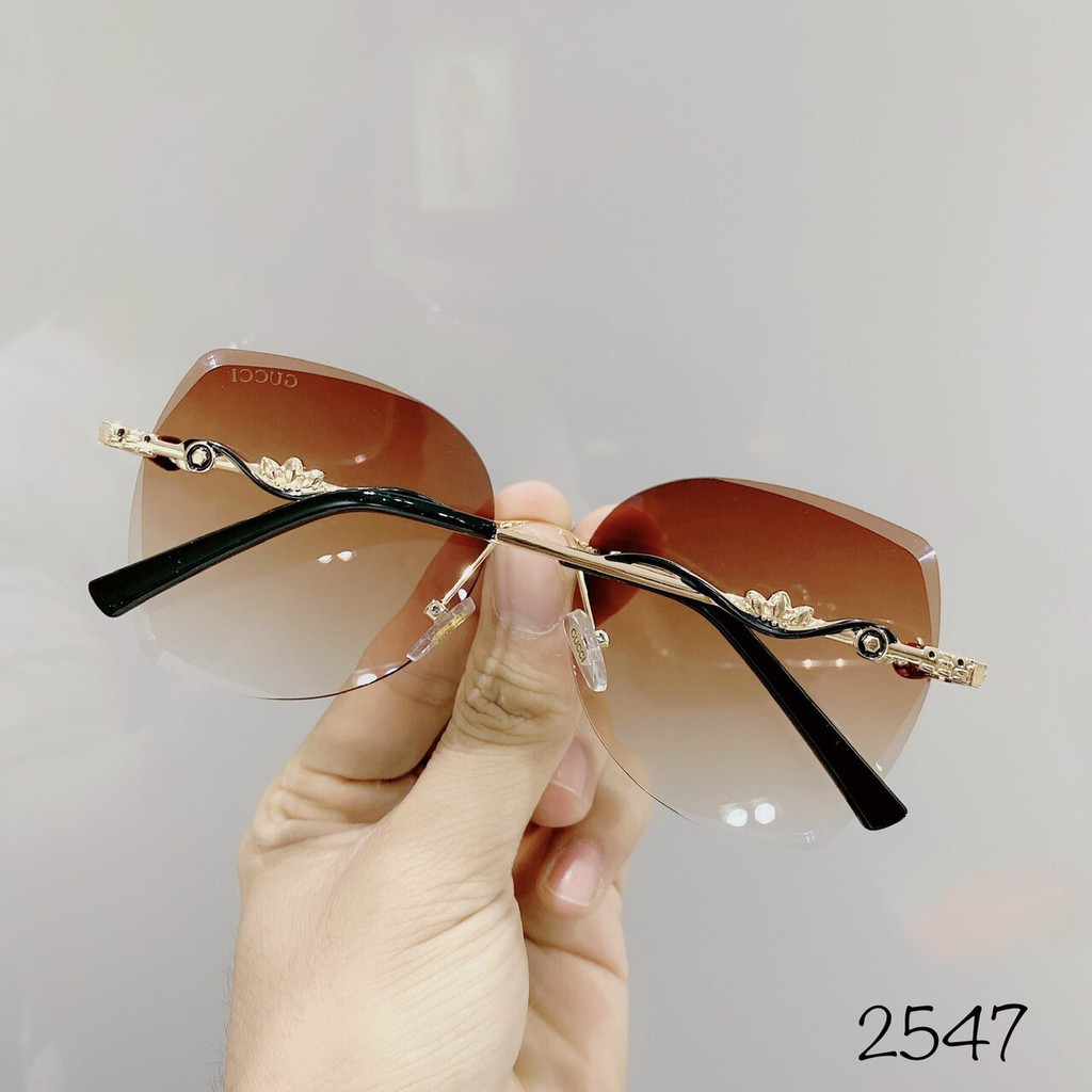 Kính mát thời trang nữ TD01 ❌ Kính chống tia UV bảo vệ mắt | BigBuy360 - bigbuy360.vn