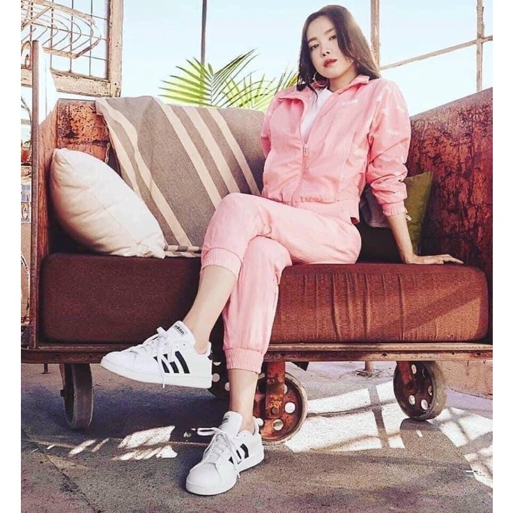 Giầy adidas nữ