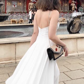 MAXI TRẮNG 2 DÂY CÚP NGỰC