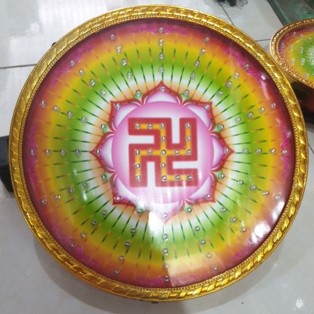 Đèn hào quang để bàn thờ quan âm