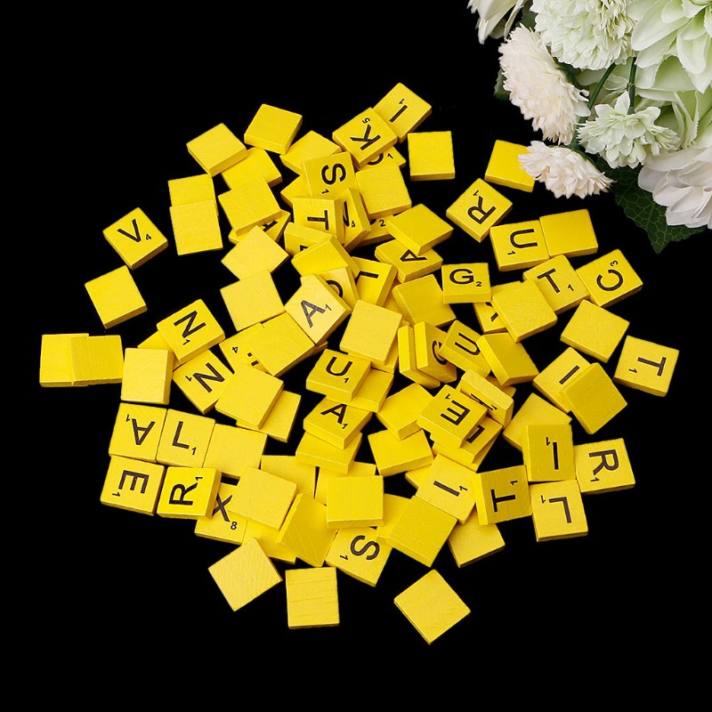 SCRABBLE Set 100 Khối Gỗ Vuông In Chữ Tiếng Anh Nhiều Màu Sắc