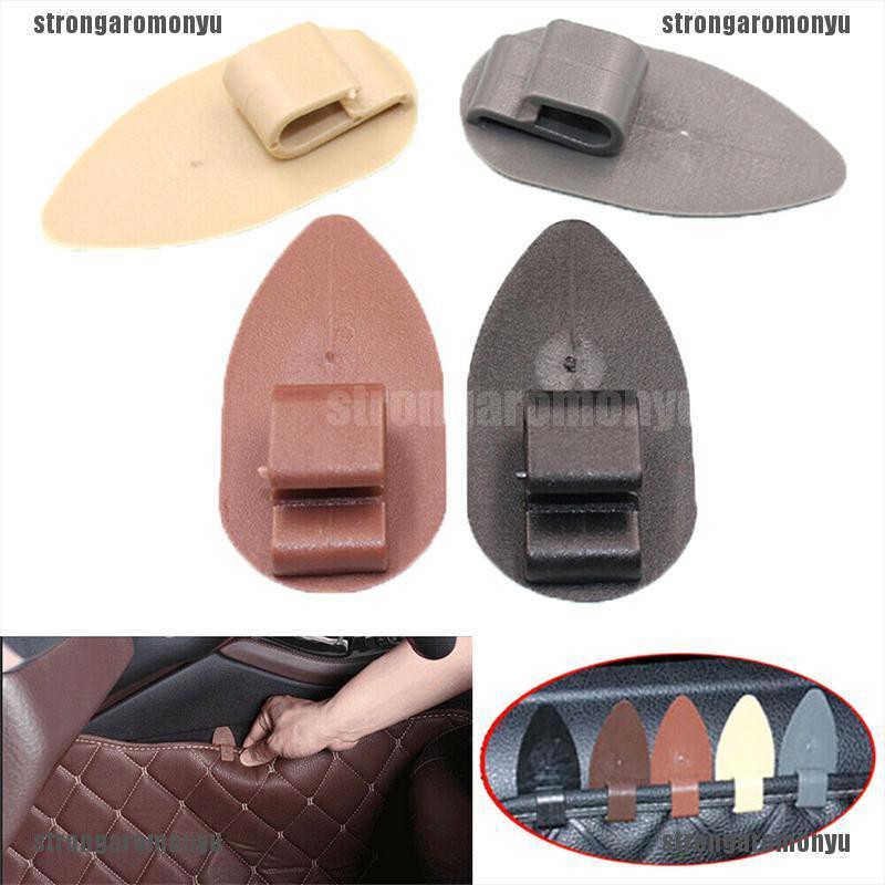 Set 8 Kẹp Cố Định Thảm Lót Sàn Xe Hơi Chống Trượt Tiện Dụng